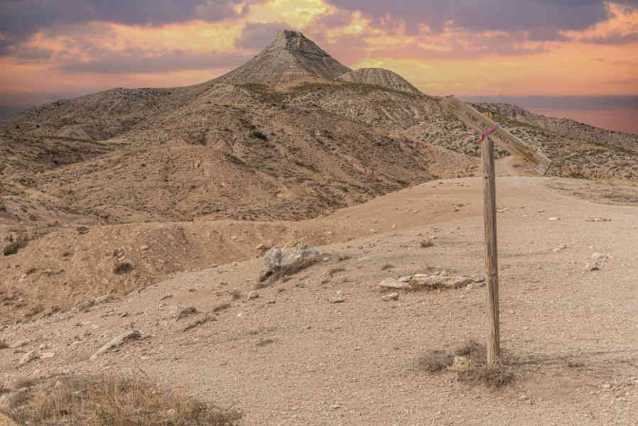 Comunidad Foral de Navarra 197 - Bardenas Reales de Navarra - Peña del Fraile